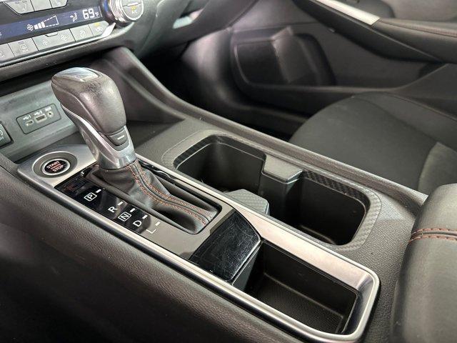 Photo of 2024 Aspen White Tricoat/Super Black Nissan Sentra