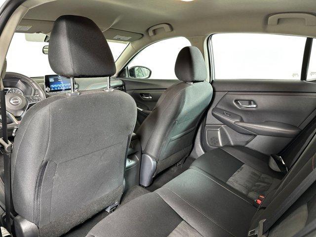Photo of 2024 Aspen White Tricoat/Super Black Nissan Sentra