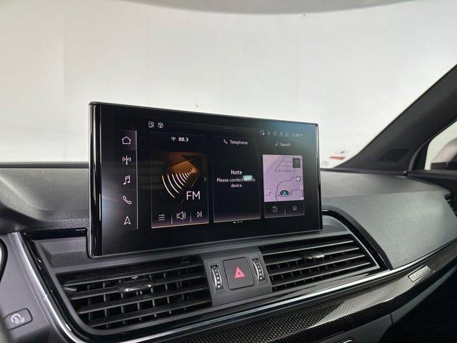Photo of 2023 Daytona Gray Pearl Effect Audi SQ5