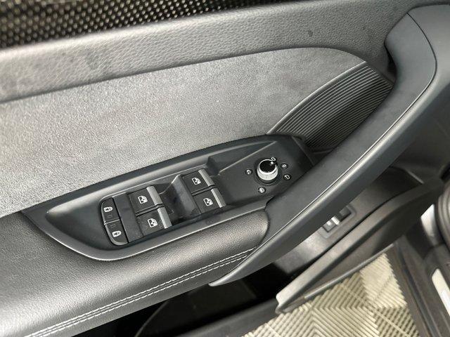 Photo of 2023 Daytona Gray Pearl Effect Audi SQ5