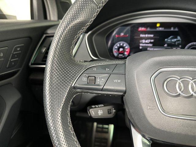 Photo of 2023 Daytona Gray Pearl Effect Audi SQ5