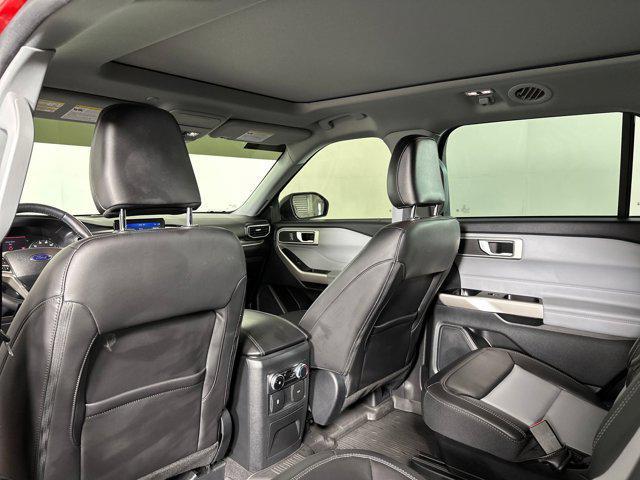 Photo of 2023 Red Ford Explorer