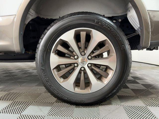 Photo of 2020 Star White Metallic Tri-Coat Ford F-150