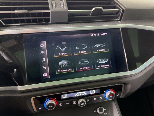 Photo of 2022 Chronos Gray Metallic Audi Q3