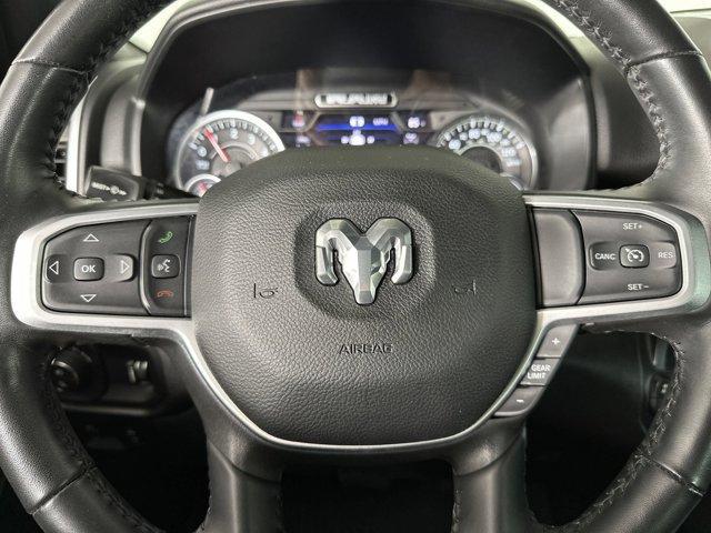 Photo of 2022 Diamond Black Crystal Pearlcoat RAM 1500