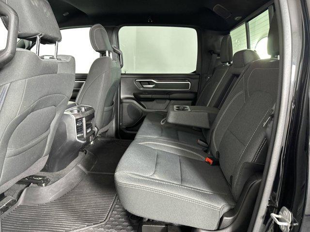 Photo of 2022 Diamond Black Crystal Pearlcoat RAM 1500