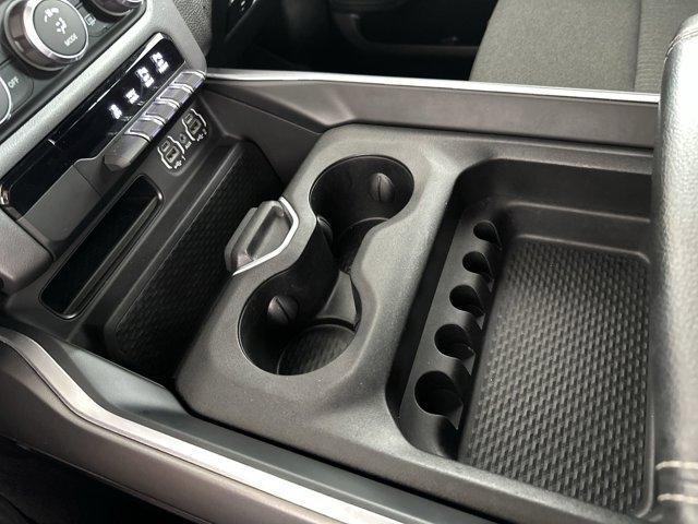 Photo of 2022 Diamond Black Crystal Pearlcoat RAM 1500