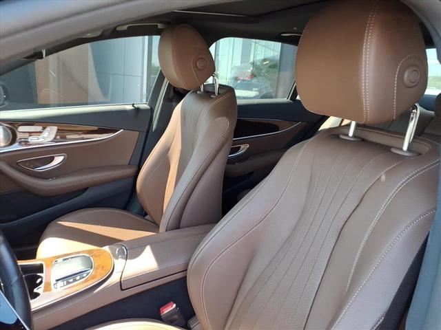 Photo of 2021 Lunar Blue Metallic Mercedes-Benz E-Class