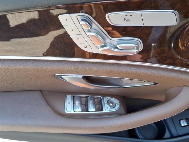 Photo of 2021 Lunar Blue Metallic Mercedes-Benz E-Class