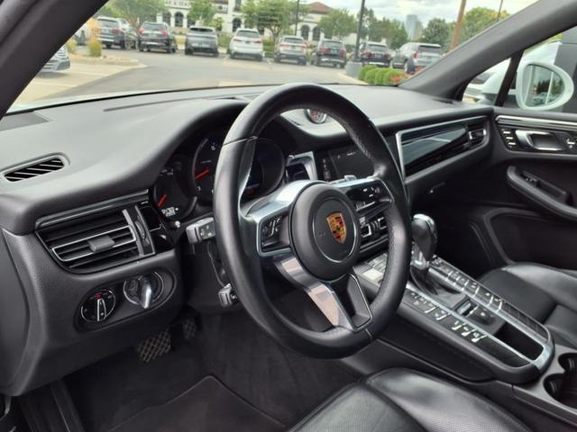 Photo of 2021 White Porsche Macan