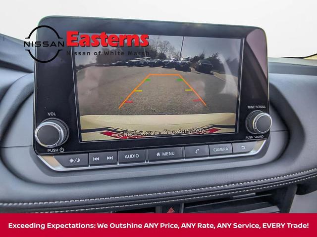 Photo of 2025 Everest White P Nissan Rogue