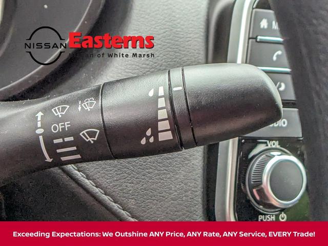 Photo of 2025 Gun Metallic Nissan Versa