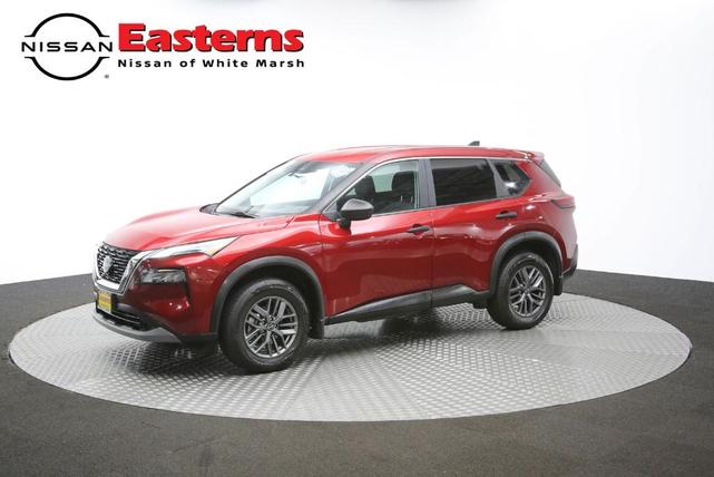 Photo of 2022 Scarlet Ember Tintcoat Nissan Rogue