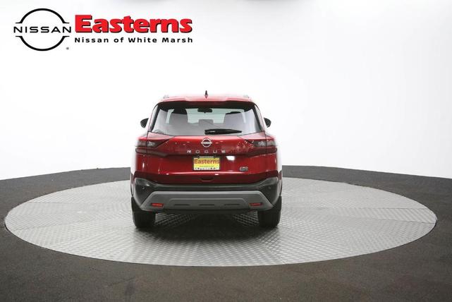Photo of 2022 Scarlet Ember Tintcoat Nissan Rogue