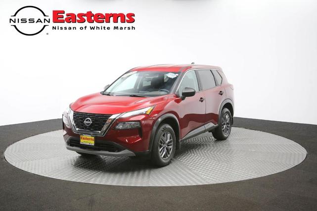 Photo of 2022 Scarlet Ember Tintcoat Nissan Rogue
