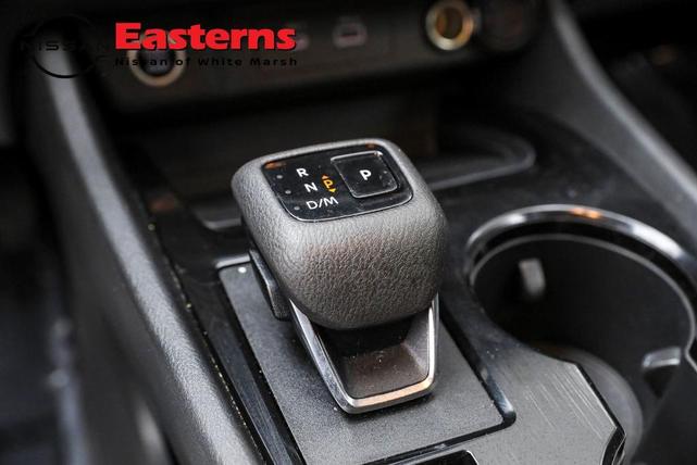 Photo of 2022 Scarlet Ember Tintcoat Nissan Rogue