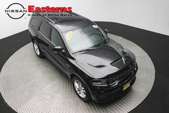 Photo of 2023 DB Black Crystal Clearcoat Dodge Durango