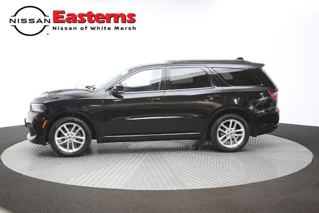 Photo of 2023 DB Black Crystal Clearcoat Dodge Durango