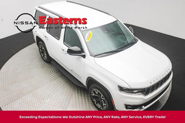 Photo of 2023 Bright White Clearcoat Jeep Wagoneer