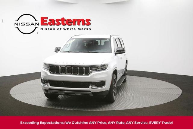 Photo of 2023 Bright White Clearcoat Jeep Wagoneer