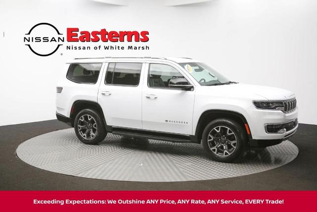 Photo of 2023 Bright White Clearcoat Jeep Wagoneer