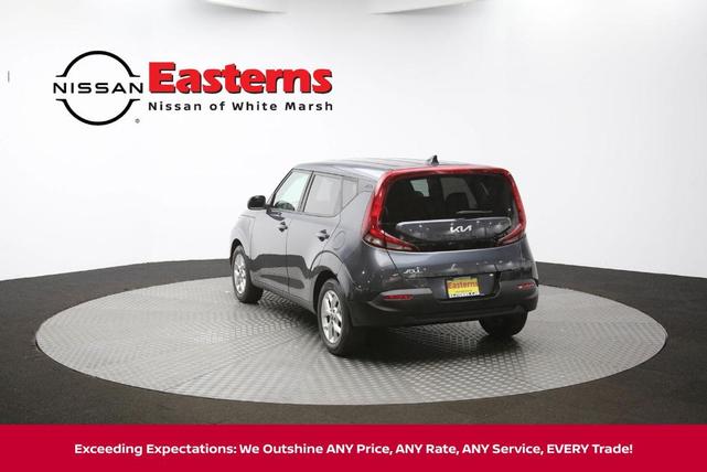 Photo of 2022 Gravity Gray Kia Soul