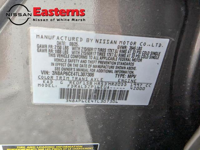 Photo of 2026 Gun Metallic Nissan Kicks