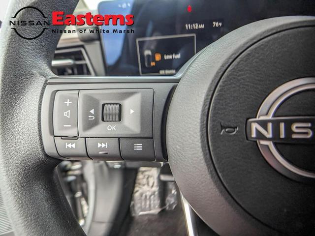Photo of 2026 Gun Metallic Nissan Kicks