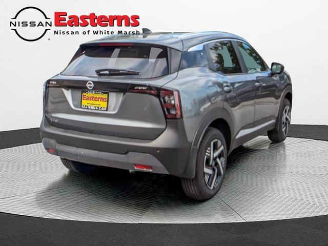 Photo of 2026 Gun Metallic Nissan Kicks