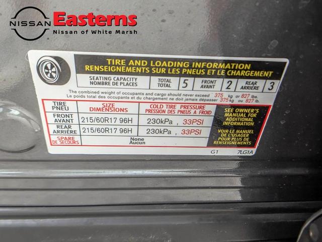 Photo of 2026 Gun Metallic Nissan Kicks