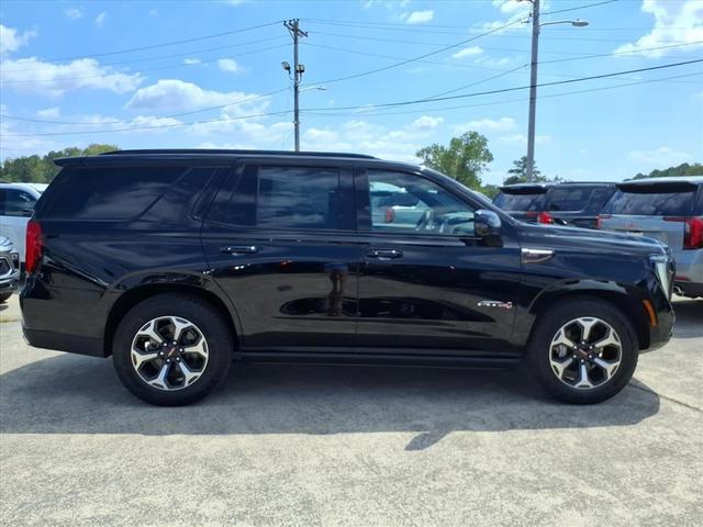 Photo of 2025 Onyx Black GMC Yukon