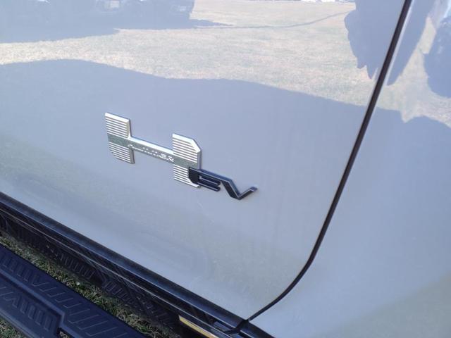 Photo of 2025 Meteorite Metallic GMC HUMMER EV Pickup