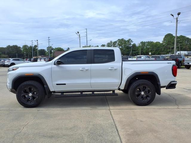 Photo of 2024 Summit White GMC Canyon