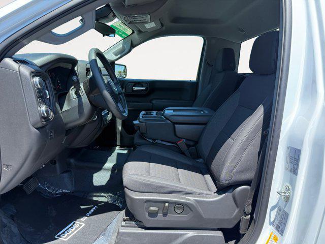 Photo of 2024 Summit White GMC Sierra 1500