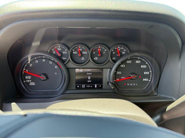 Photo of 2024 Summit White GMC Sierra 1500