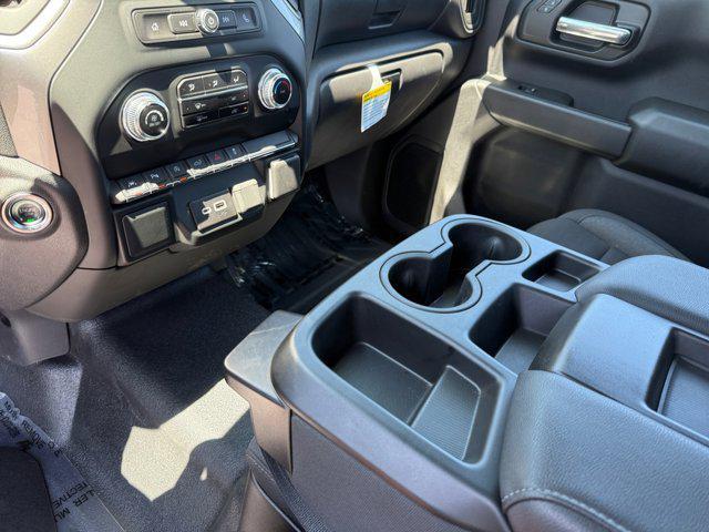 Photo of 2024 Summit White GMC Sierra 1500