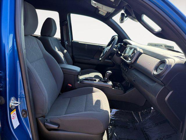 Photo of 2018 Blazing Blue Pearl Toyota Tacoma