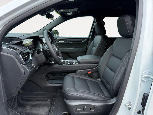 Photo of 2025 Summit White GMC Acadia