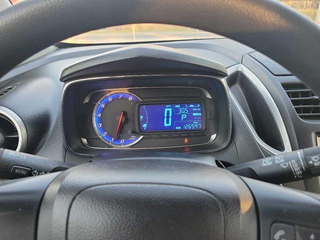 Photo of 2016 White Chevrolet Trax