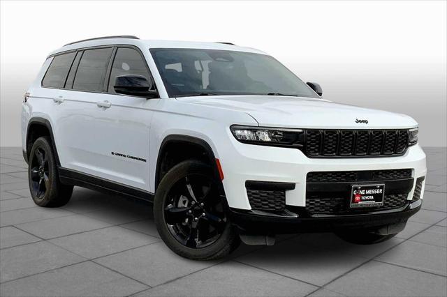 Photo of 2023 Bright White Clearcoat Jeep Grand Cherokee L