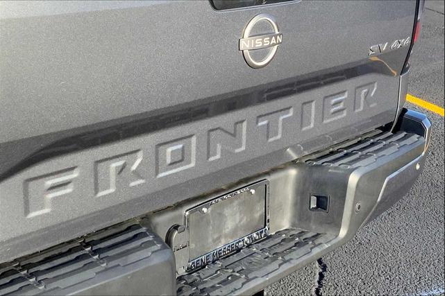Photo of 2023 Gun Metallic Nissan Frontier
