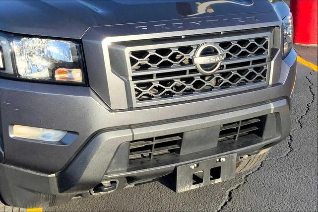 Photo of 2023 Gun Metallic Nissan Frontier