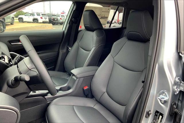 Photo of 2026 Celestite Toyota Corolla Cross