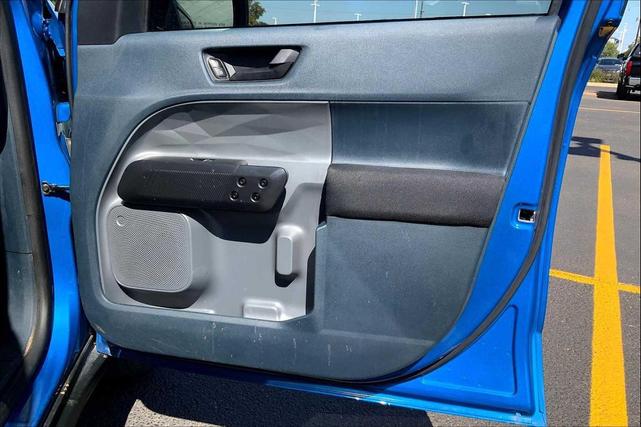 Photo of 2022 Velocity Blue Metallic Ford Maverick