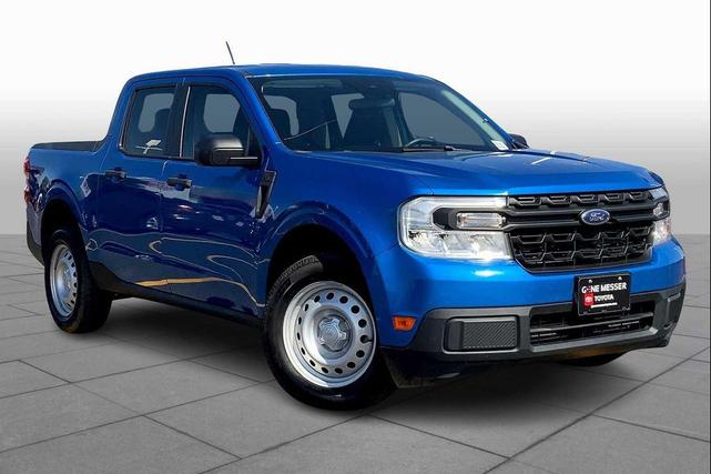 Photo of 2022 Velocity Blue Metallic Ford Maverick