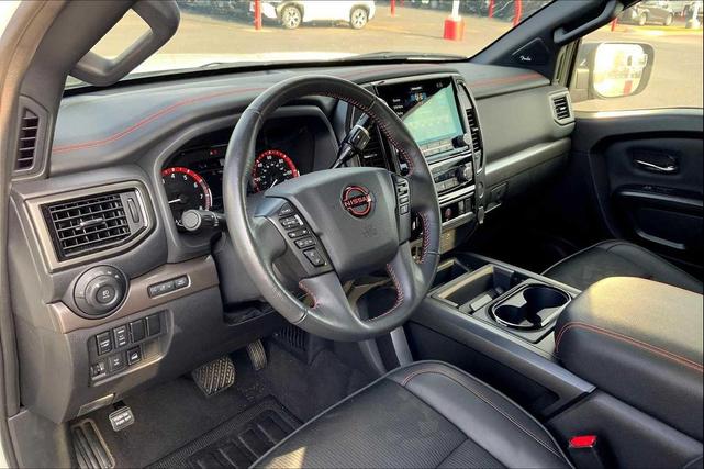 Photo of 2024 Glacier White Nissan Titan