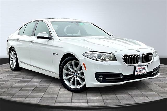 Photo of 2016 Alpine White BMW 535