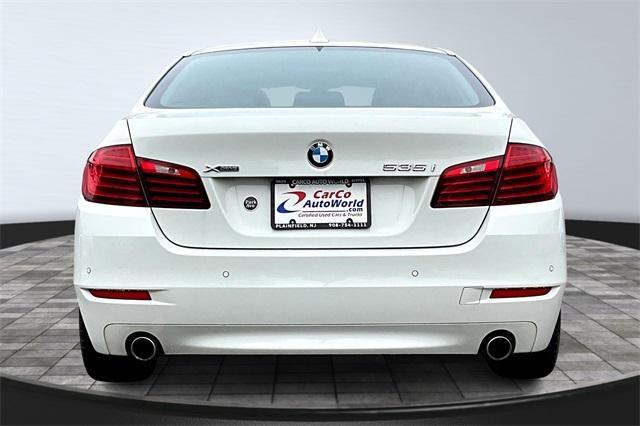 Photo of 2016 Alpine White BMW 535
