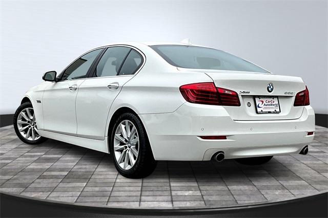 Photo of 2016 Alpine White BMW 535