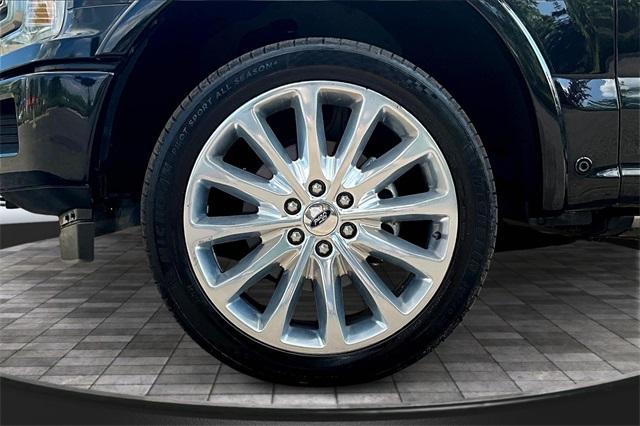 Photo of 2018 Shadow Black Ford F-150